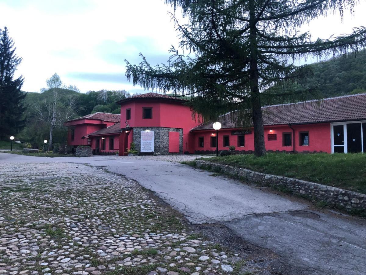 Zlatna Ribka Motel Kokoljane Kültér fotó